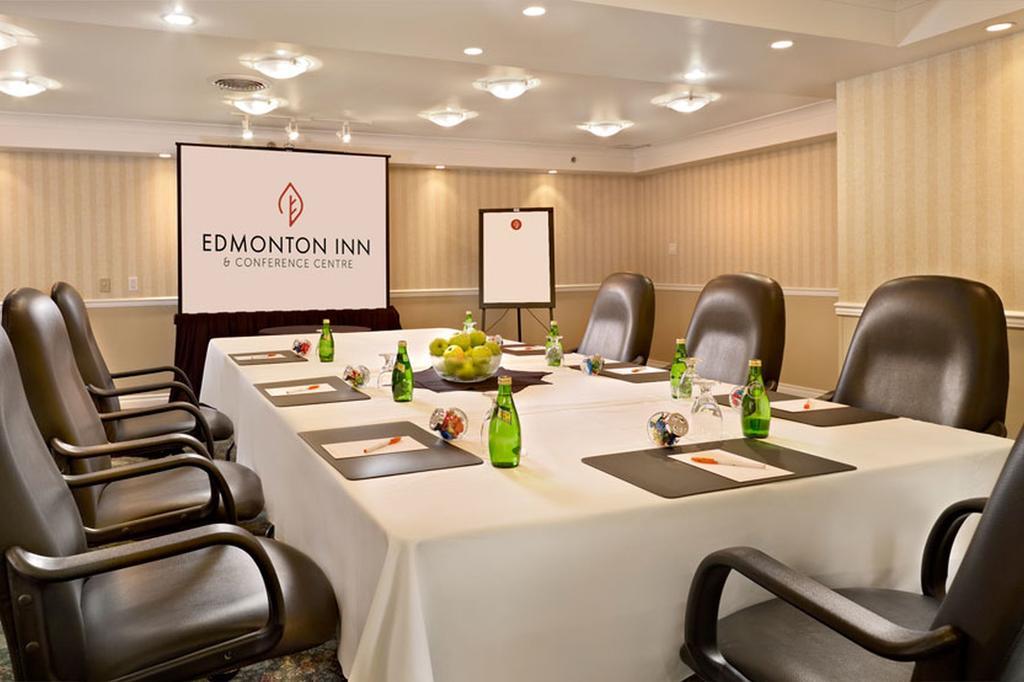 Edmonton Inn And Conference Centre Exteriör bild